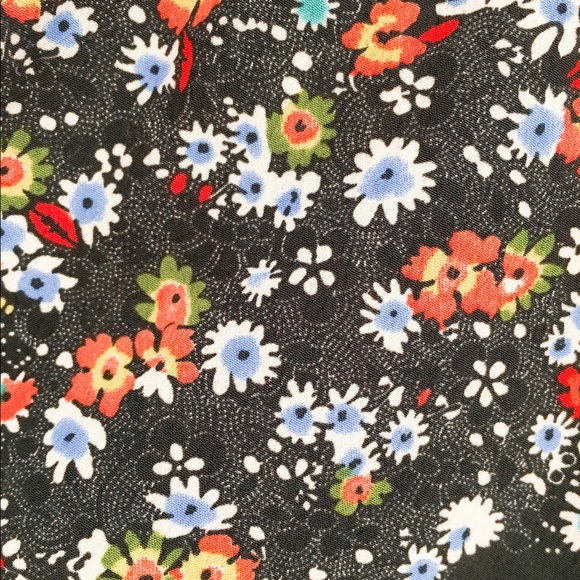 Fancy floral romper - Picture 4 of 4